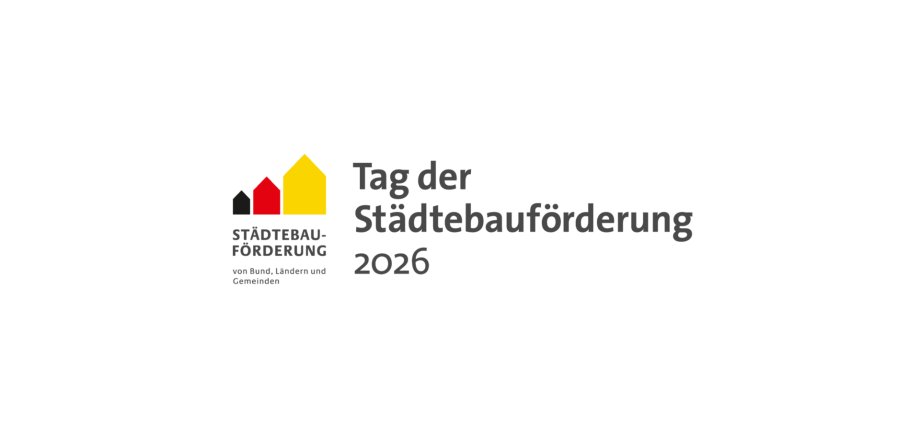 Grafik mit dem Logo der Städtebauförderung: drei stilisierte Häuser in Schwarz, Rot und Gelb sowie der Text „Tag der Städtebauförderung 2026“.
