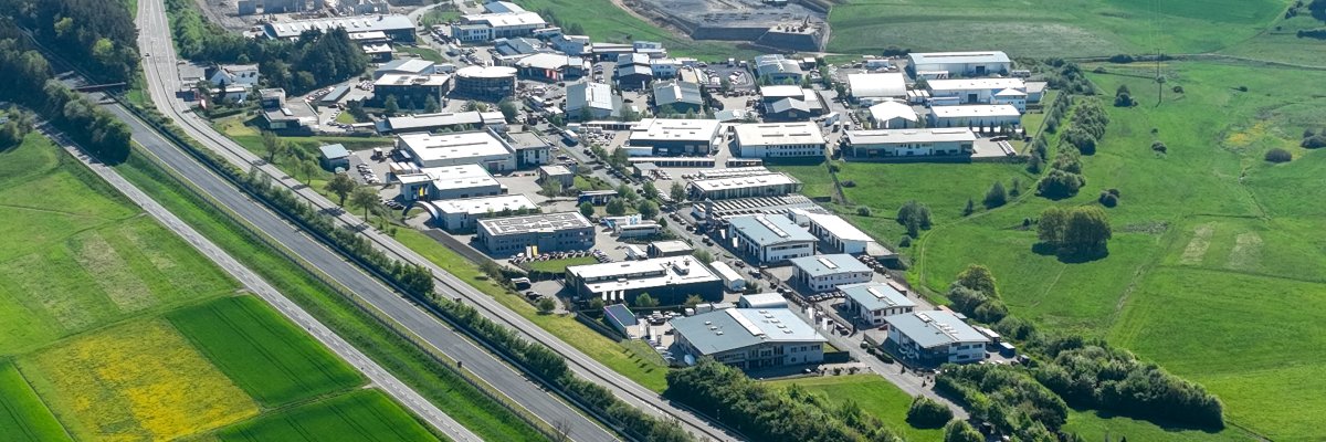 Luftbild auf den Gewerbepark am Nürburgring