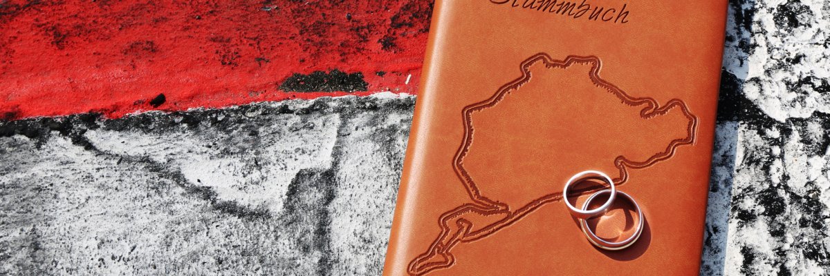 Stammbuch Ehepaare können sich am Nürburgring Rennstrecke Ja-Wort geben