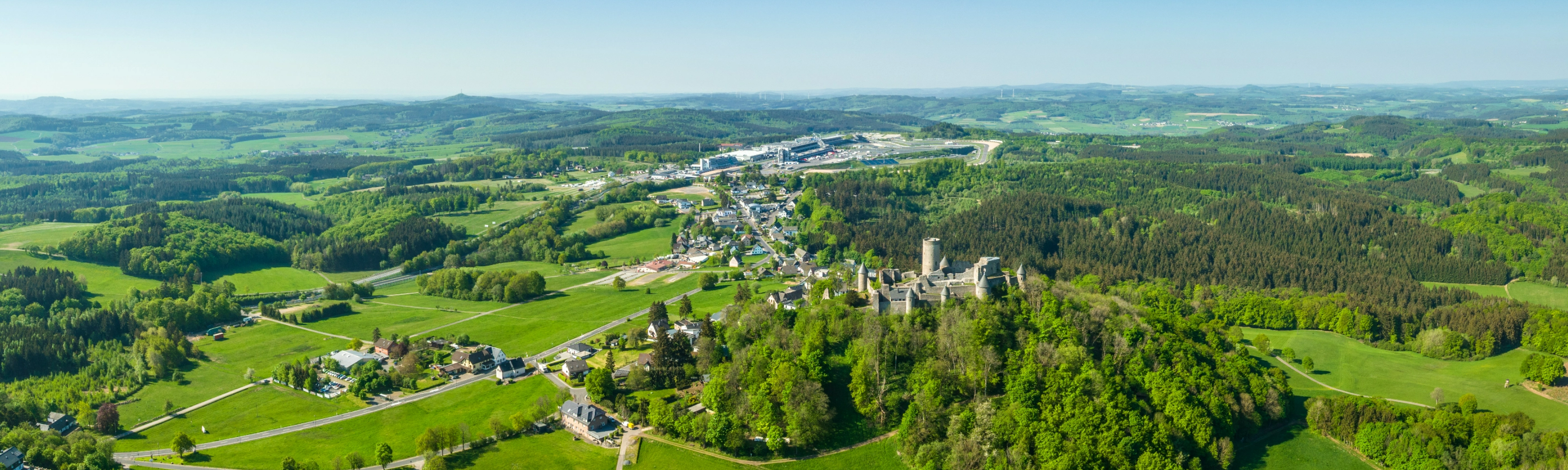 Luftbild Nürburgring Der Nürburgring in der Eifel