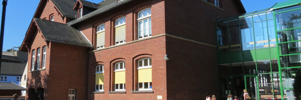 Adenau, Grundschule